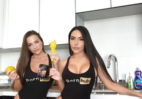 PropertSex - توریست ایتالیایی با جوانان بزرگ میزبان BNB گیف عاشقانه سکسی را fucks می کند